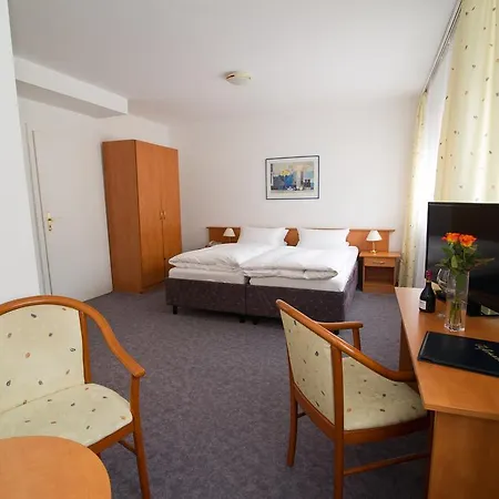 Hotel Rosenhotel 3*