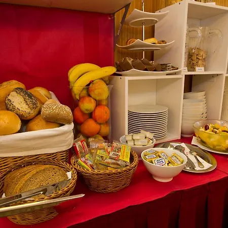 Rosenhotel Hotell 3*